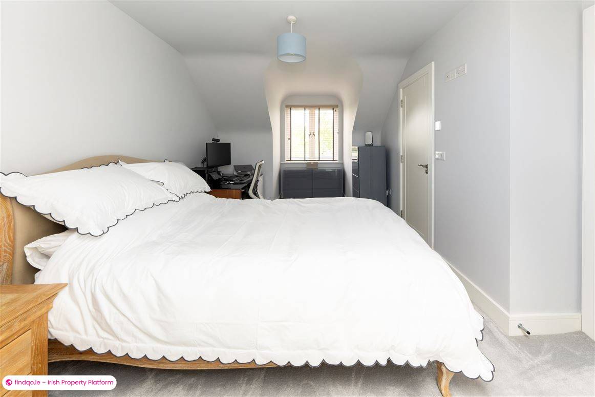 Semi-detached house for Sale in Castletroy, Limerick