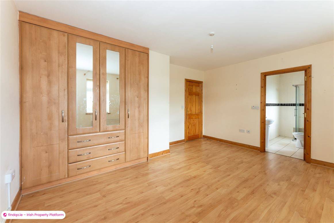Semi-detached house for Sale in Caherconlish, Limerick