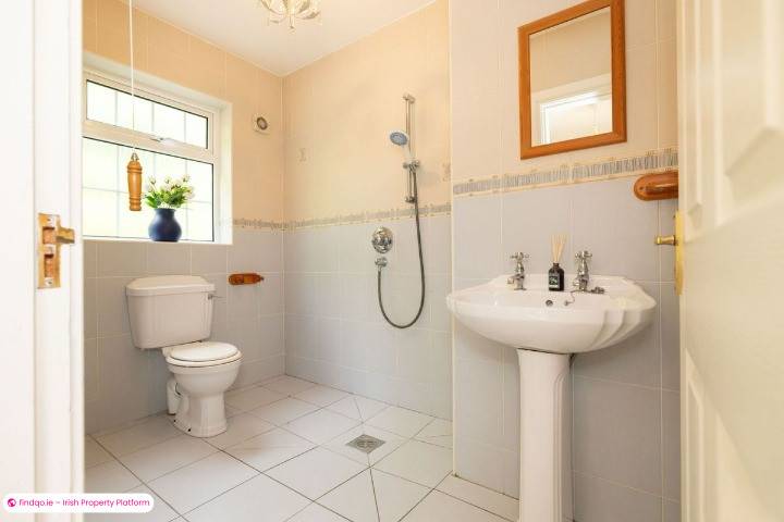 Detached house for Sale in Carlingford, Louth