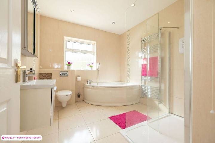 Detached house for Sale in Carlingford, Louth