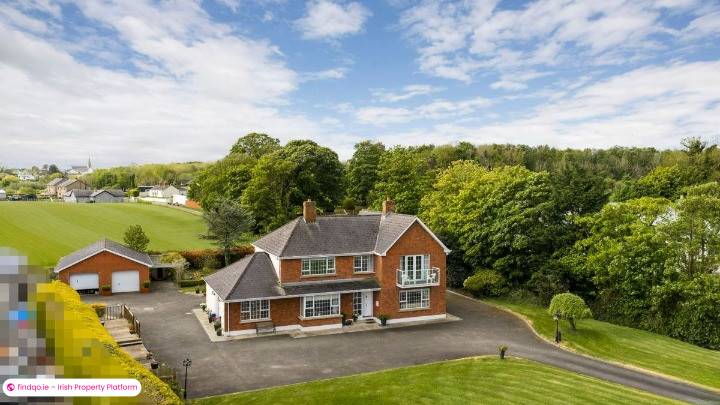 Detached house for Sale in Carlingford, Louth