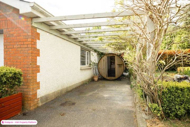 Detached house for Sale in Carlingford, Louth