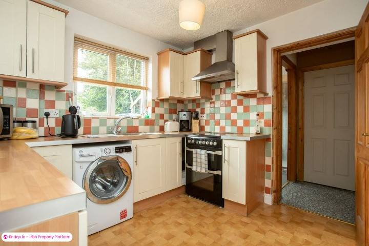 Semi-detached house for Sale in Dundalk, Louth