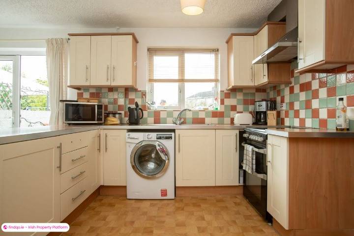 Semi-detached house for Sale in Dundalk, Louth