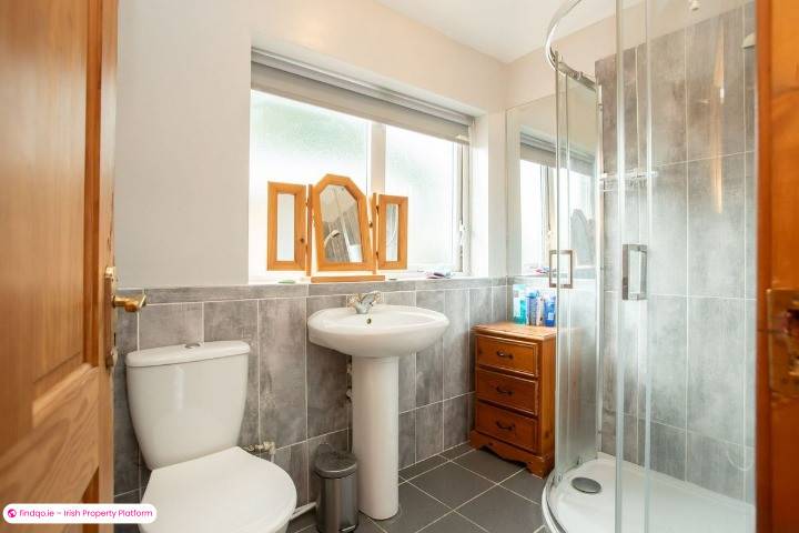 Semi-detached house for Sale in Dundalk, Louth