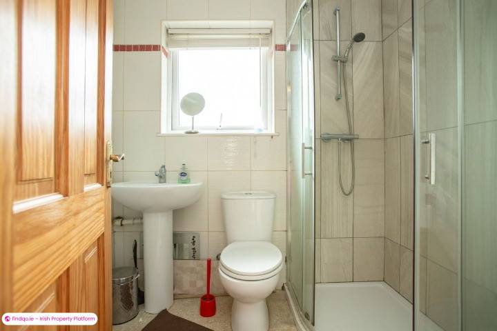 Semi-detached house for Sale in Dundalk, Louth