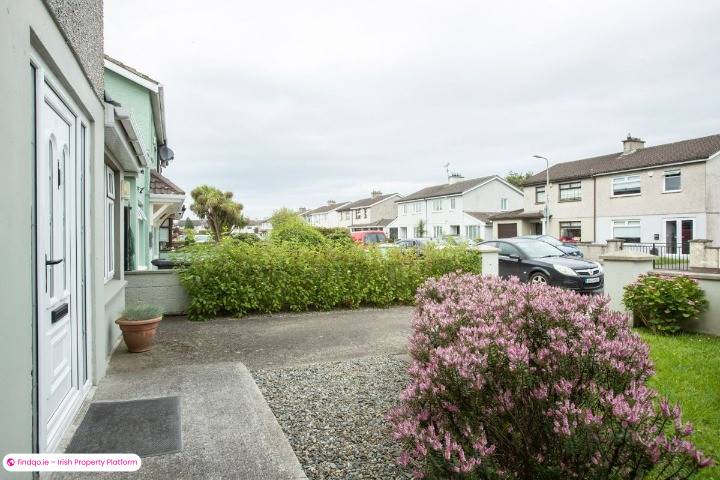 Semi-detached house for Sale in Dundalk, Louth
