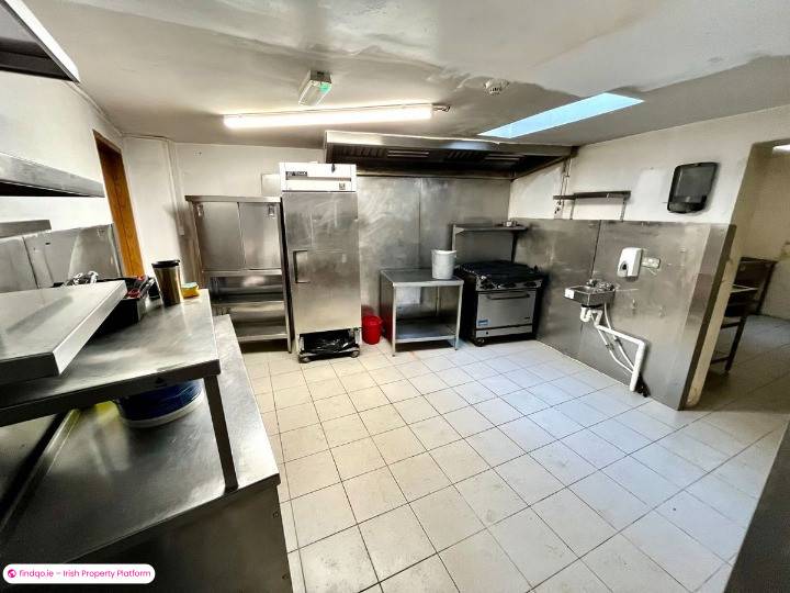 Restaurant / Bar / Hotel for Sale in Easkey, Sligo