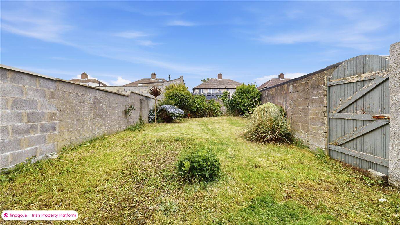 Semi-detached house for Sale in Santry, Dublin 9