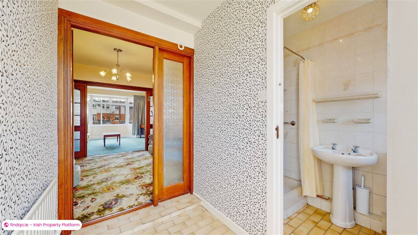 Semi-detached house for Sale in Whitehall, Dublin 9