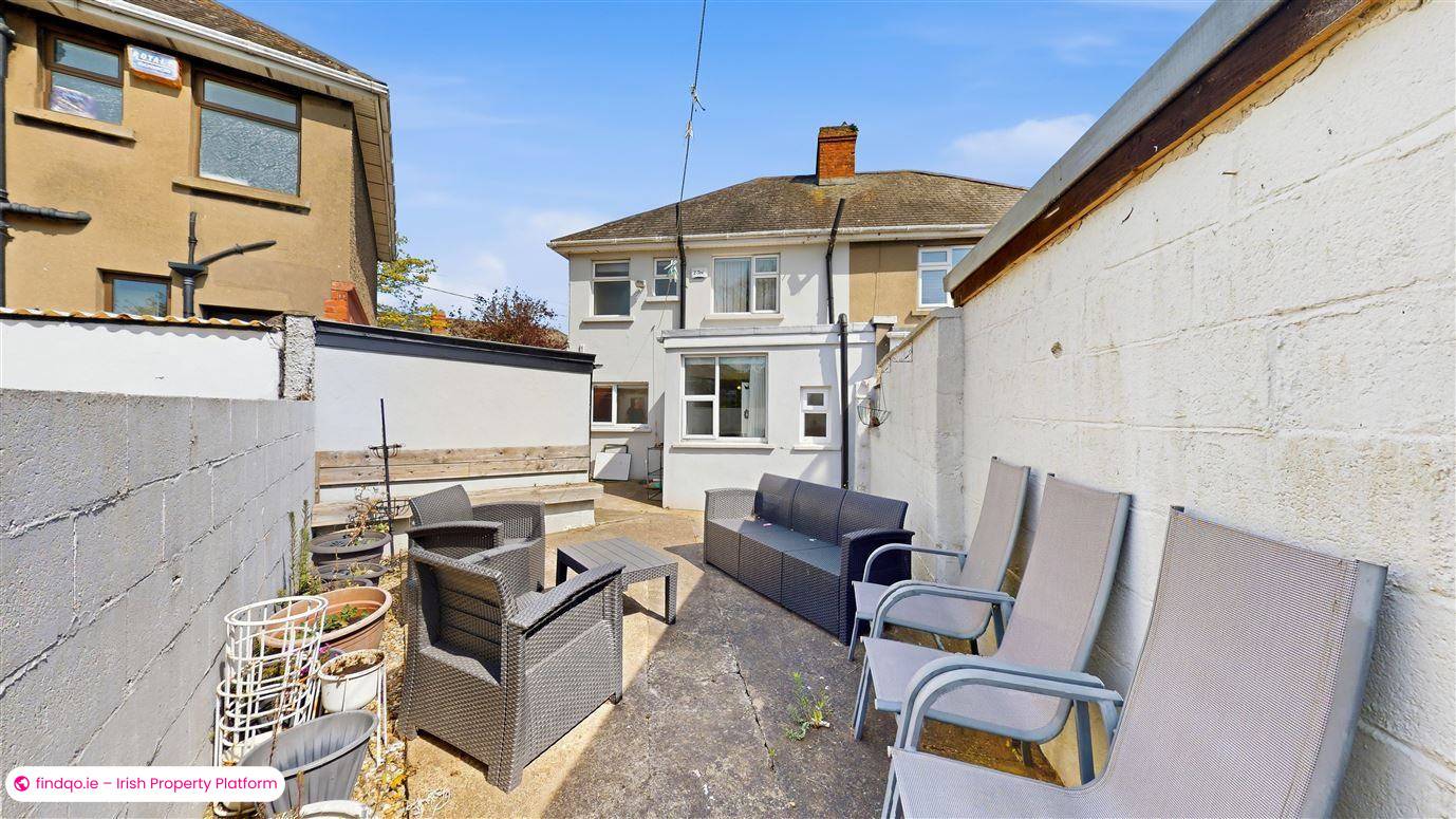 Semi-detached house for Sale in Whitehall, Dublin 9