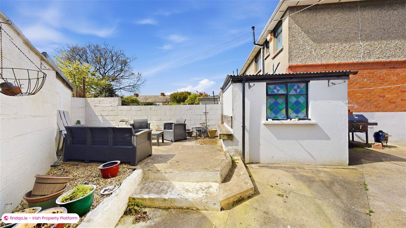 Semi-detached house for Sale in Whitehall, Dublin 9