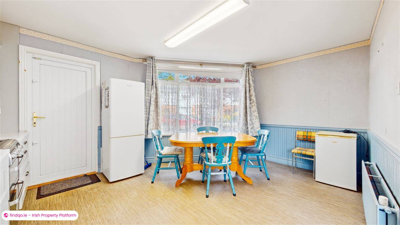 Semi-detached house for Sale in Whitehall, Dublin 9