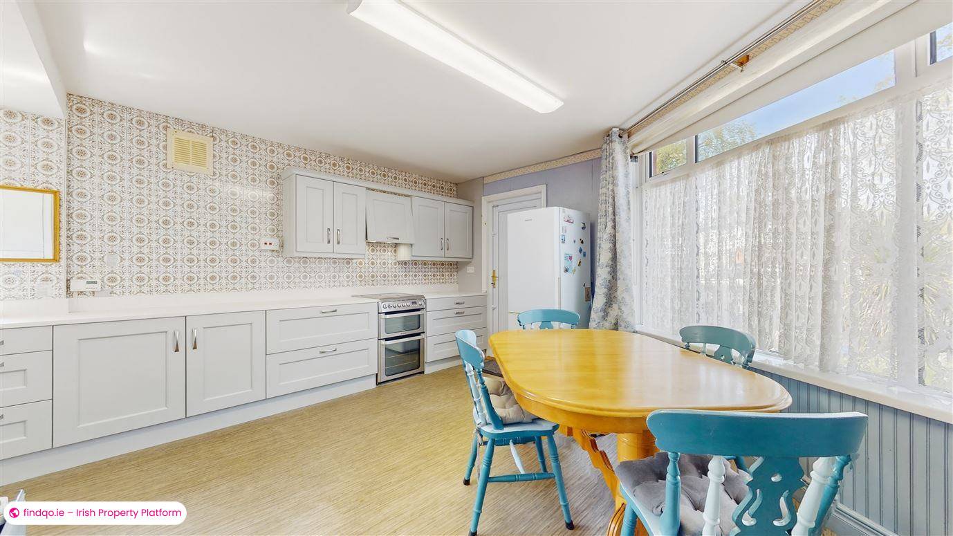 Semi-detached house for Sale in Whitehall, Dublin 9
