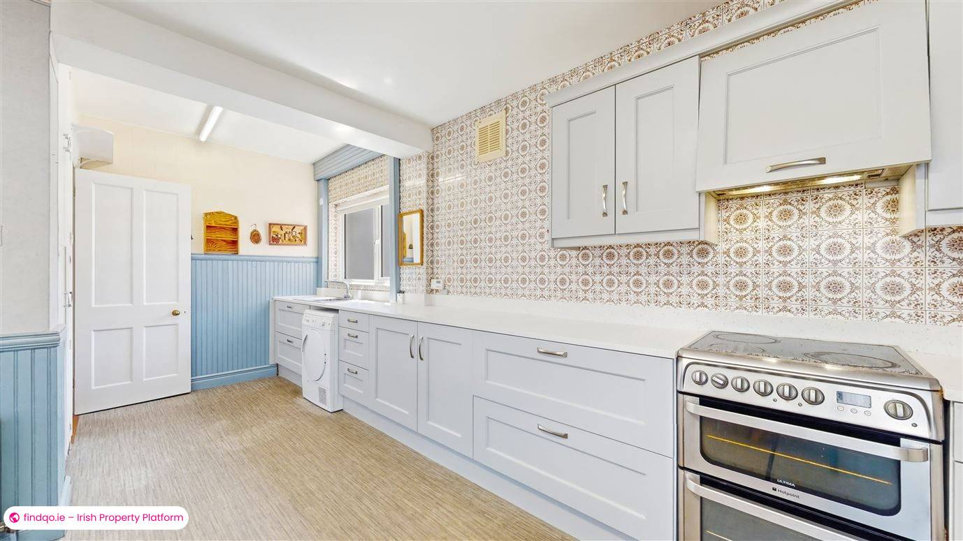Semi-detached house for Sale in Whitehall, Dublin 9
