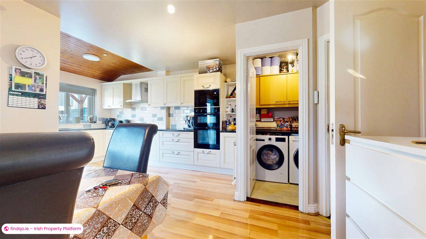 Semi-detached house for Sale in Lucan, Dublin (County)