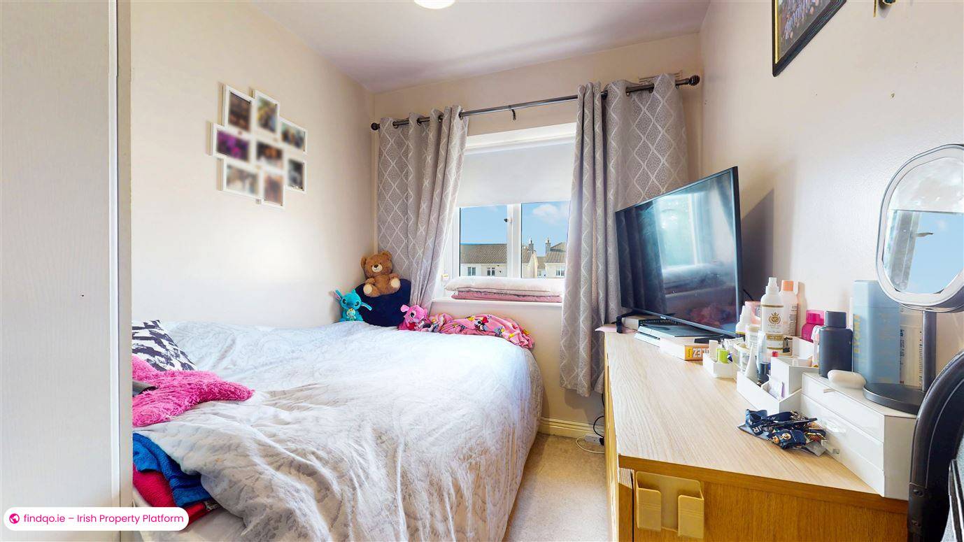 Semi-detached house for Sale in Lucan, Dublin (County)