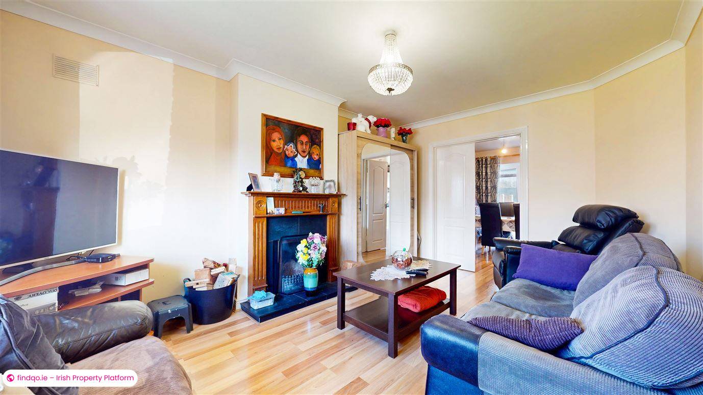 Semi-detached house for Sale in Lucan, Dublin (County)