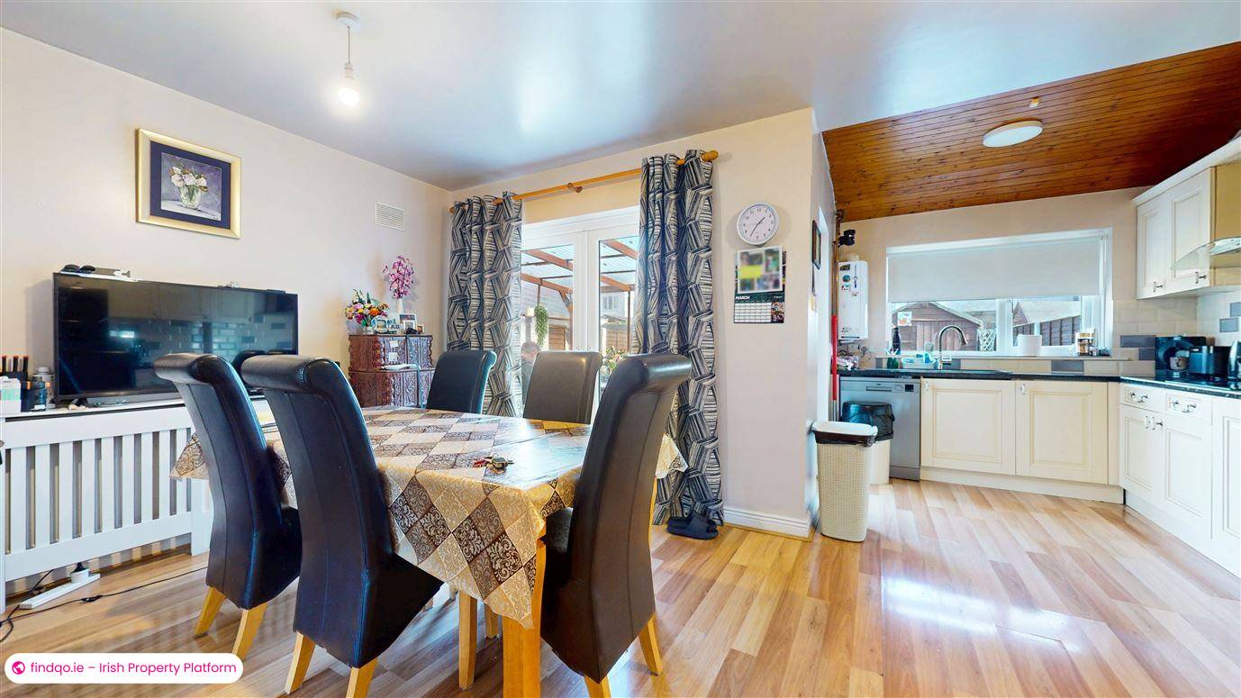 Semi-detached house for Sale in Lucan, Dublin (County)