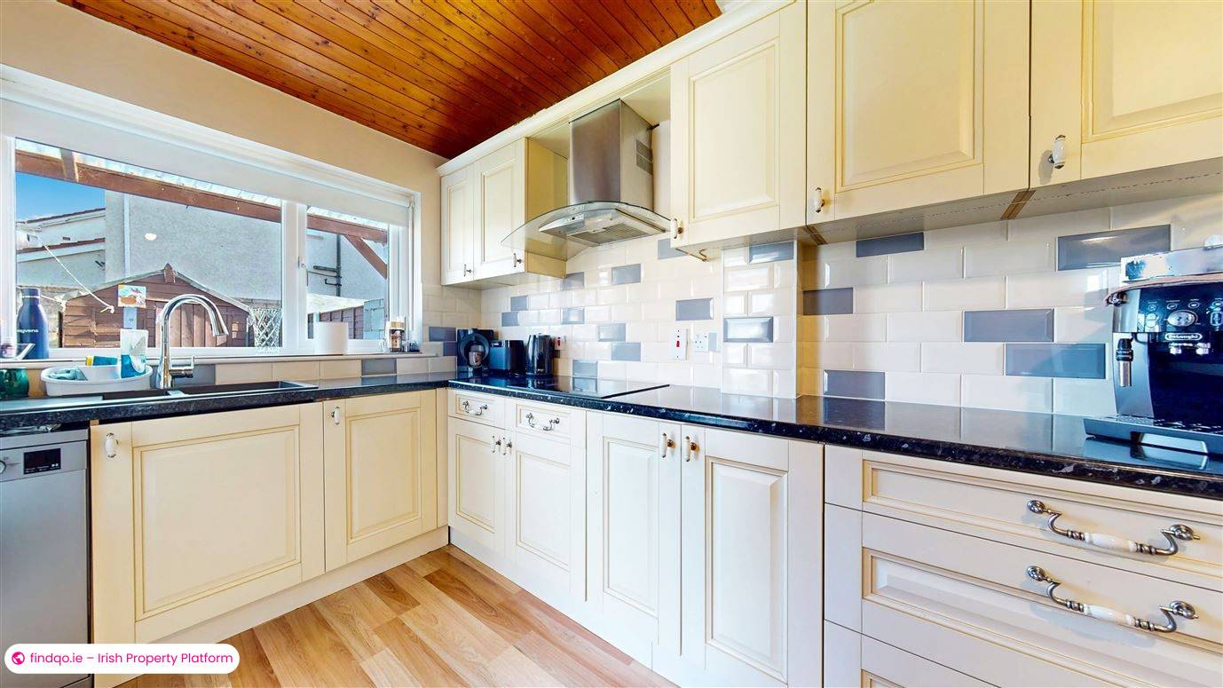 Semi-detached house for Sale in Lucan, Dublin (County)