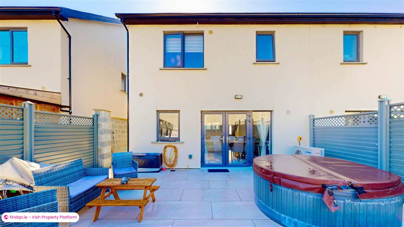 Semi-detached house for Sale in Drogheda, Meath