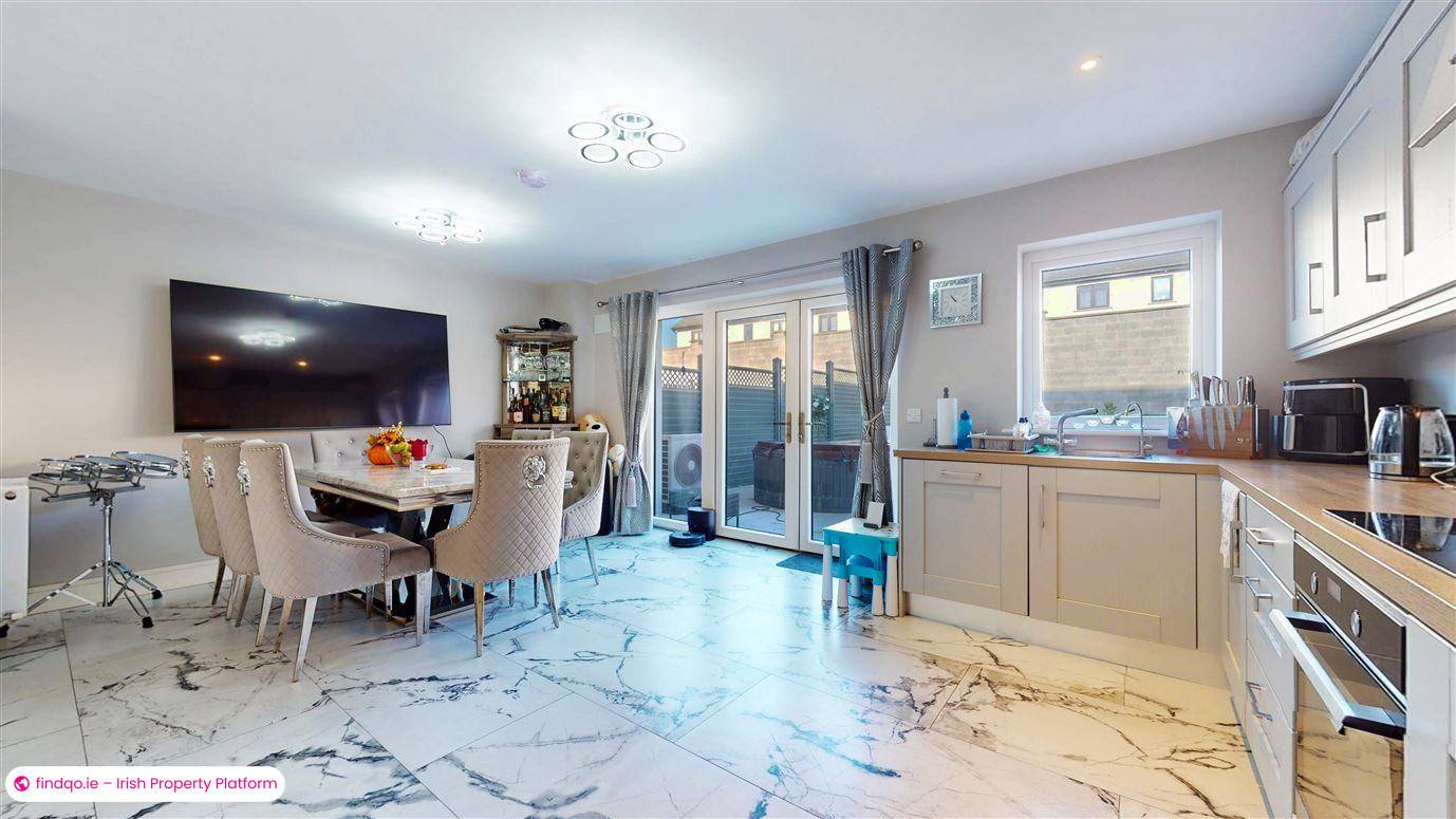 Semi-detached house for Sale in Drogheda, Meath