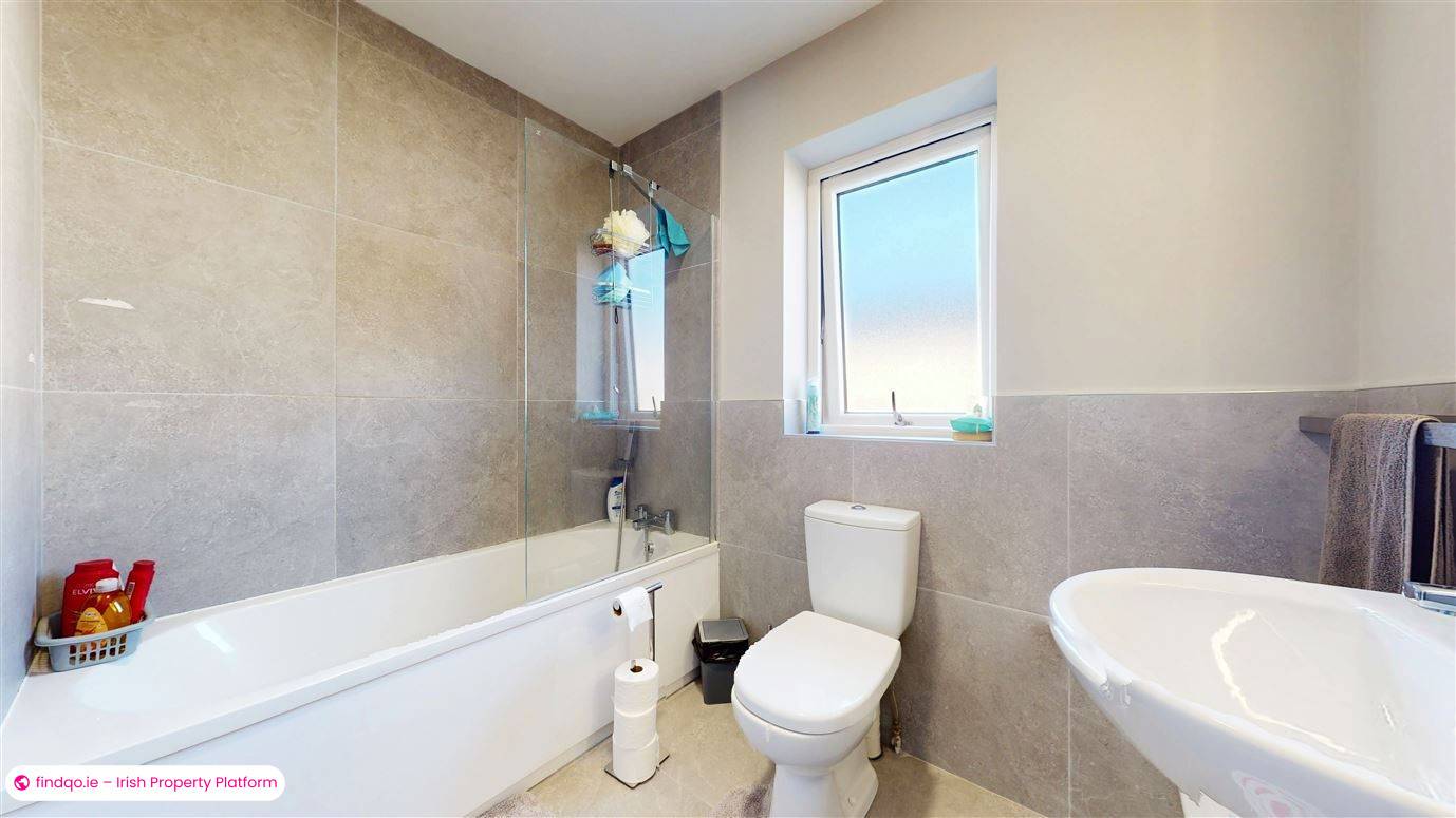 Semi-detached house for Sale in Drogheda, Meath