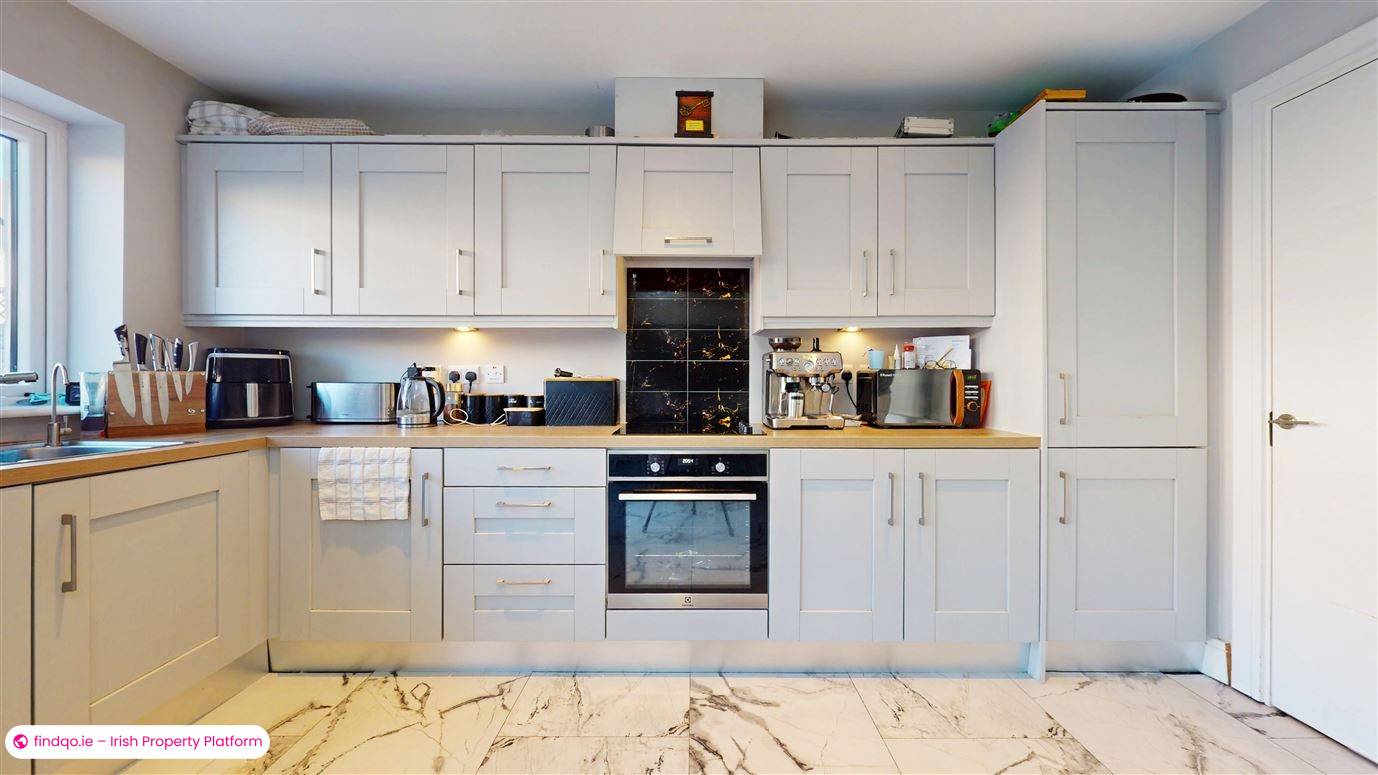 Semi-detached house for Sale in Drogheda, Meath