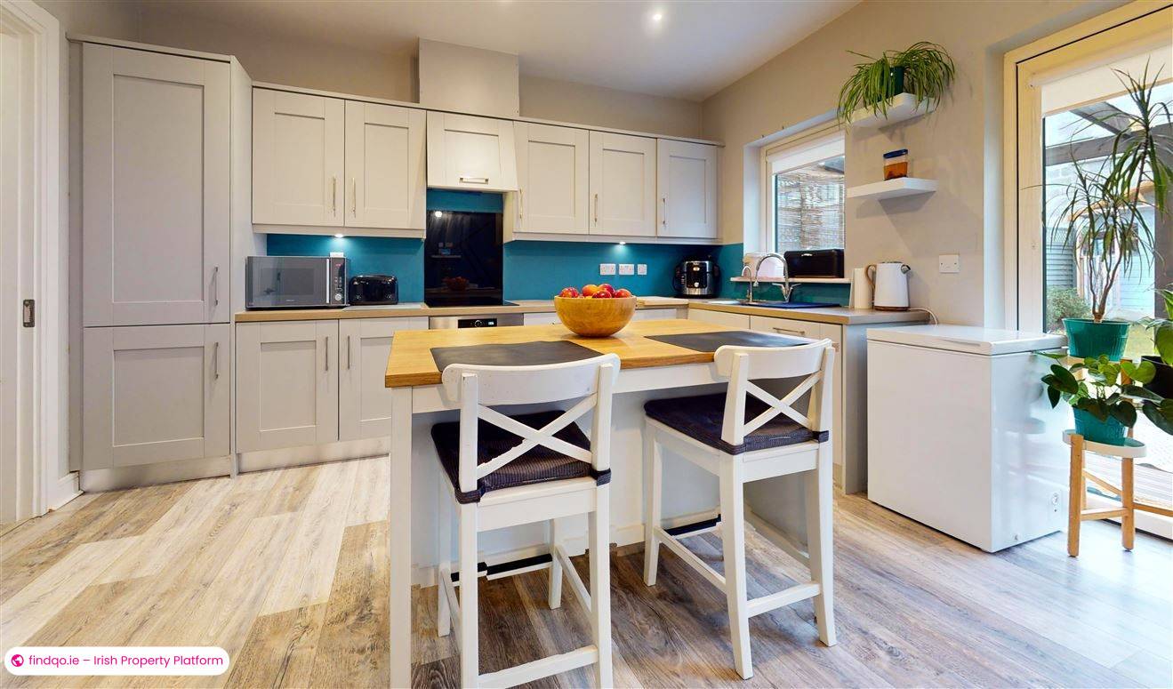 Semi-detached house for Sale in Drogheda, Meath