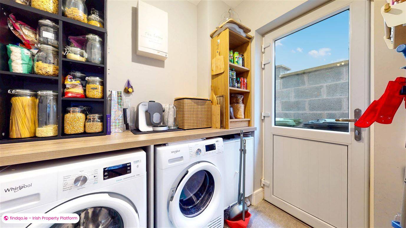 Semi-detached house for Sale in Drogheda, Meath