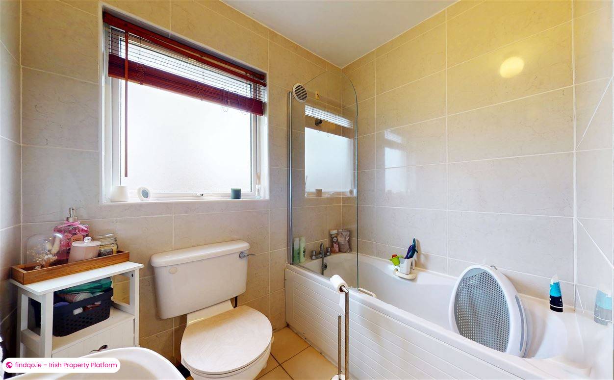 Semi-detached house for Sale in Swords, Dublin (County)