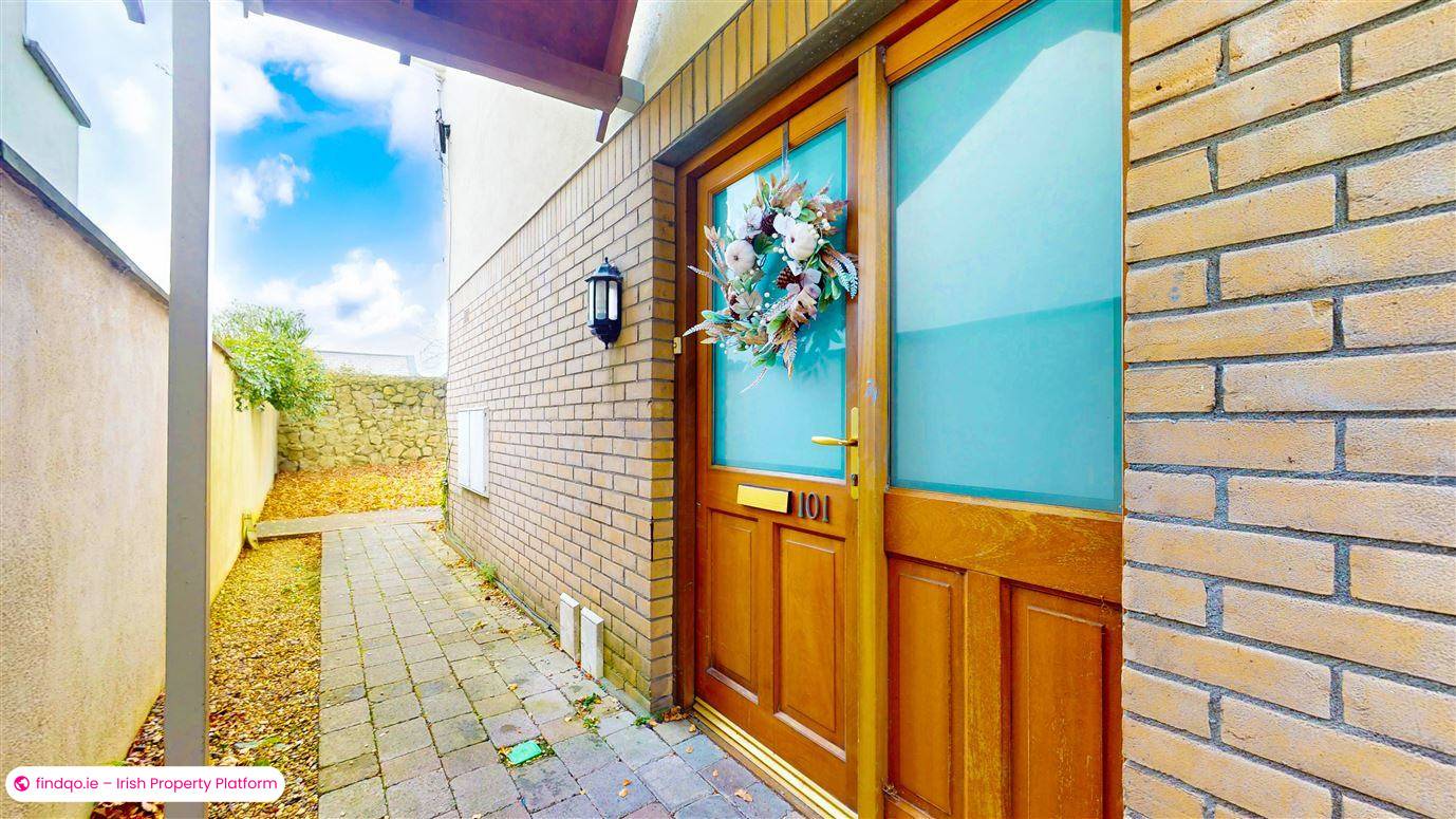 Semi-detached house for Sale in Swords, Dublin (County)