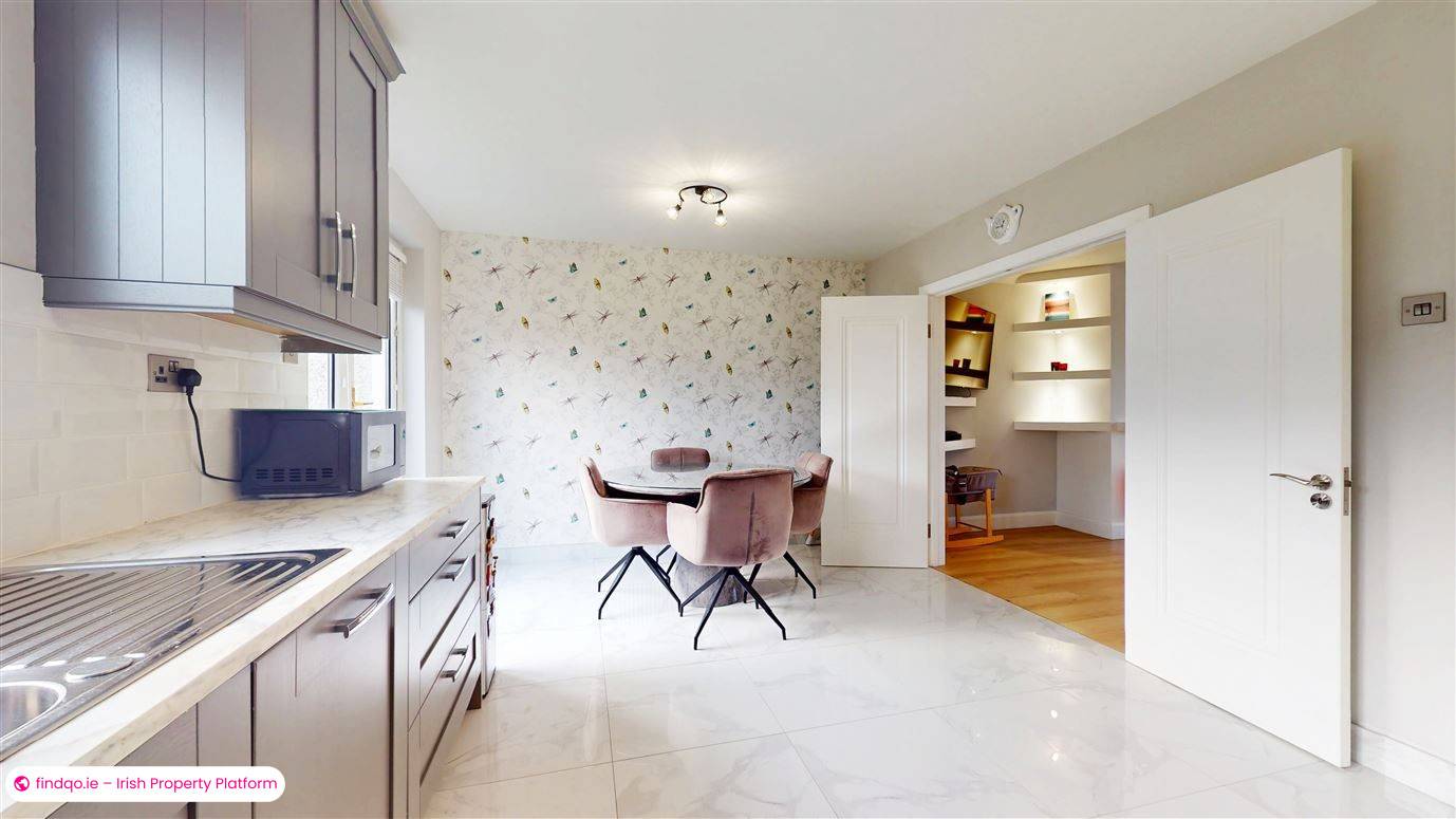 Duplex for Sale in Rathcoole, Dublin (County)