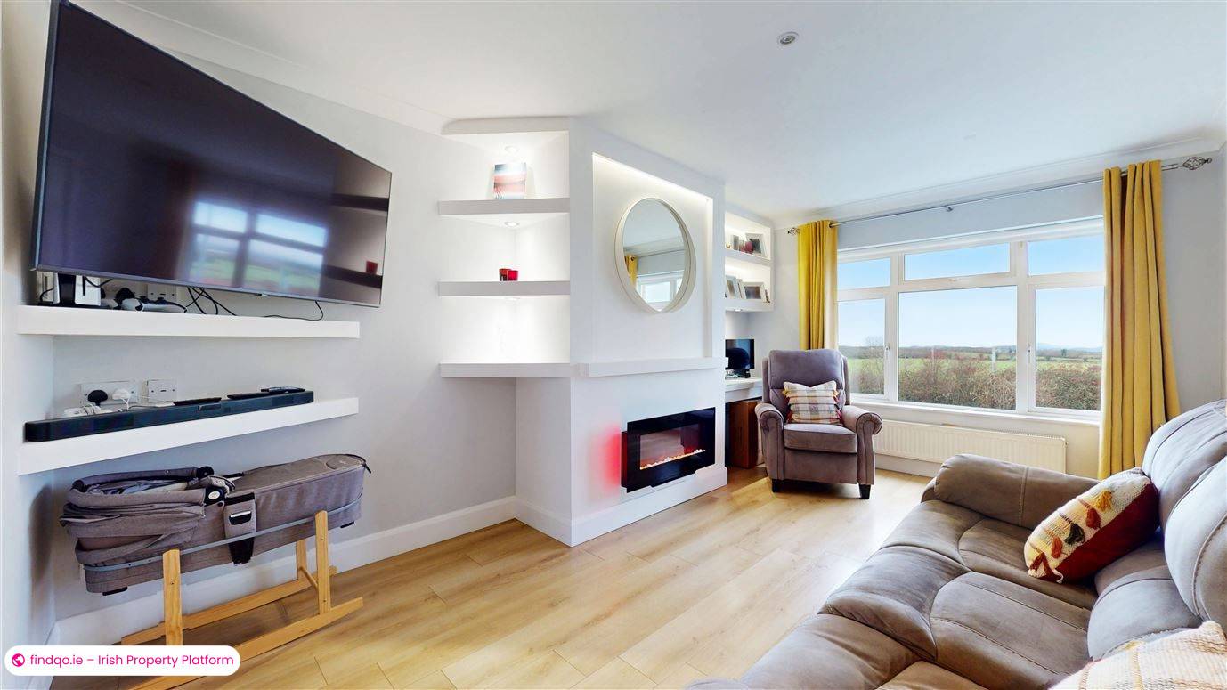 Duplex for Sale in Rathcoole, Dublin (County)