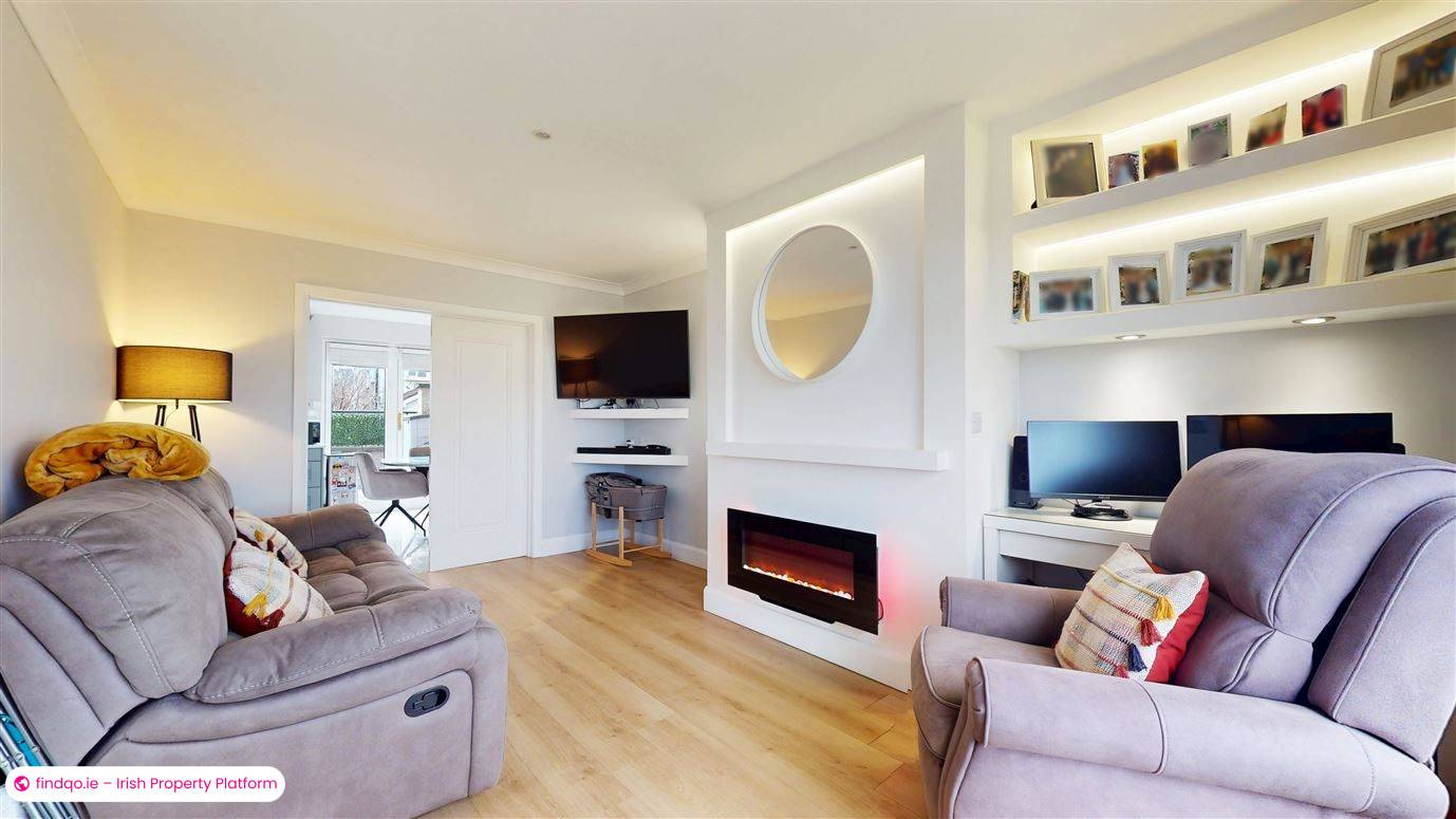 Duplex for Sale in Rathcoole, Dublin (County)