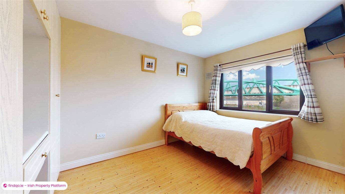 End of terrace house for Sale in Navan Road, Dublin 7
