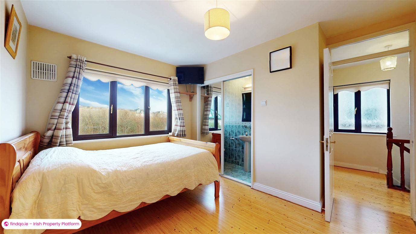 End of terrace house for Sale in Navan Road, Dublin 7
