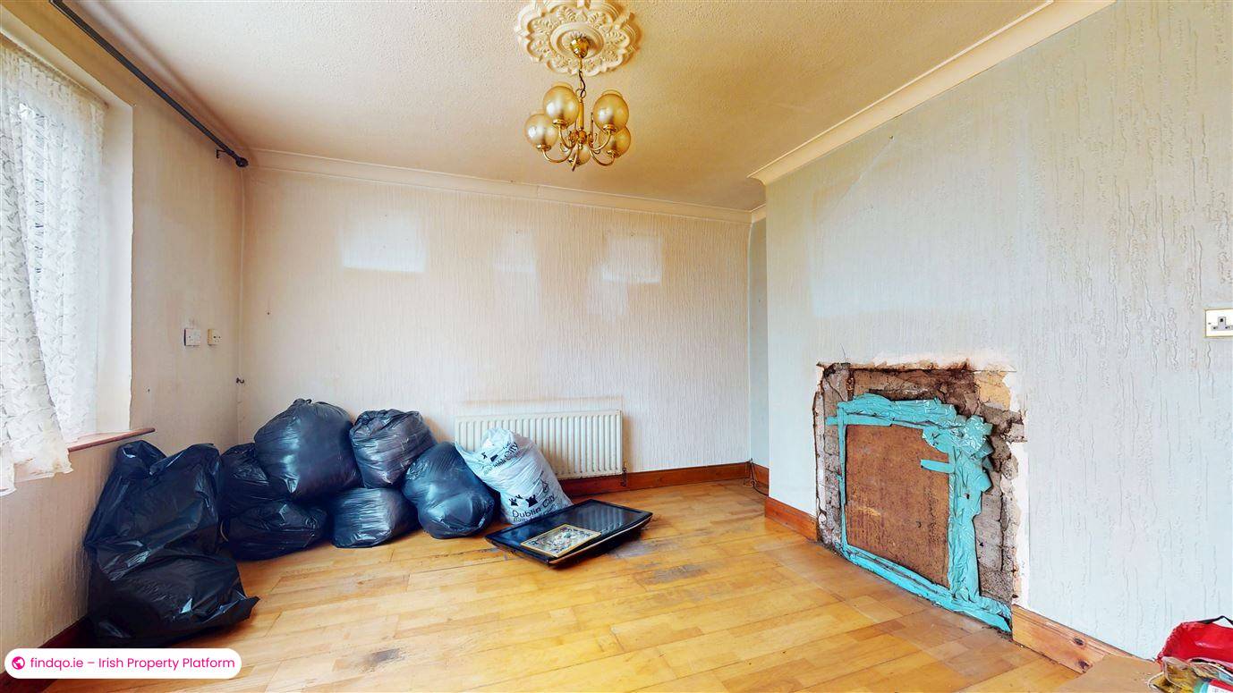 Semi-detached house for Sale in Ayrfield, Dublin 13