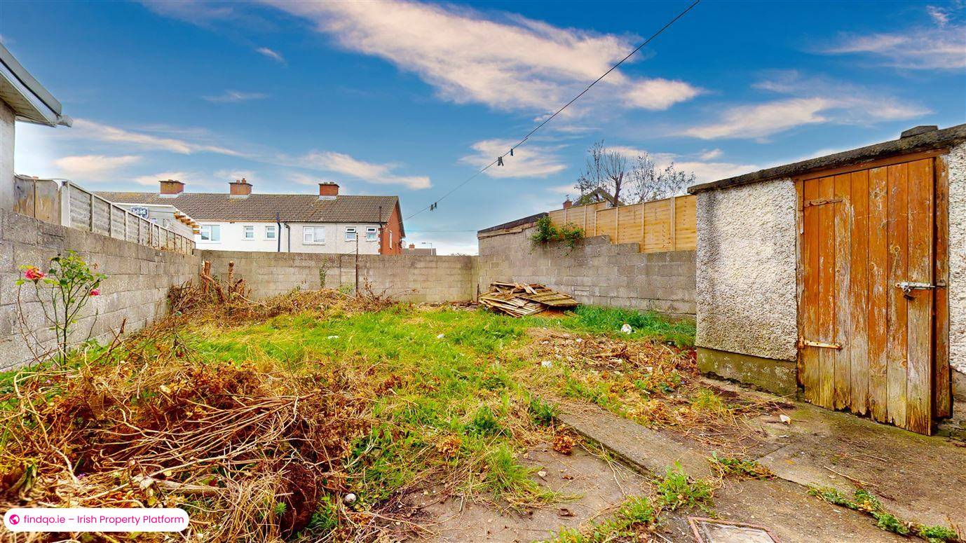 Semi-detached house for Sale in Ayrfield, Dublin 13
