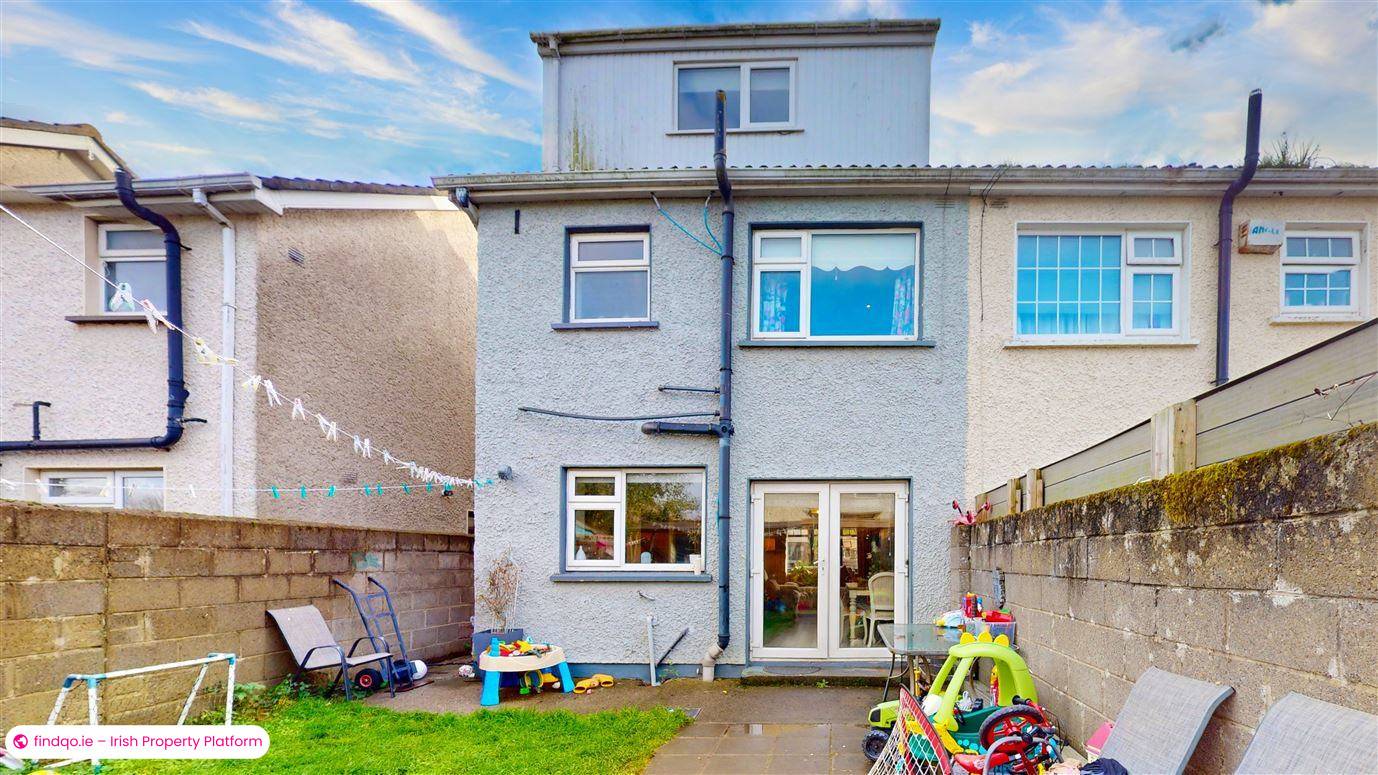 Semi-detached house for Sale in Clondalkin, Dublin 22