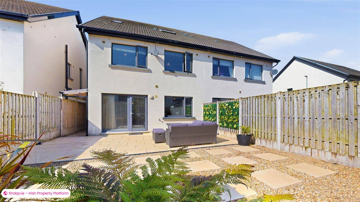 Semi-detached house for Sale in Bettystown, Meath