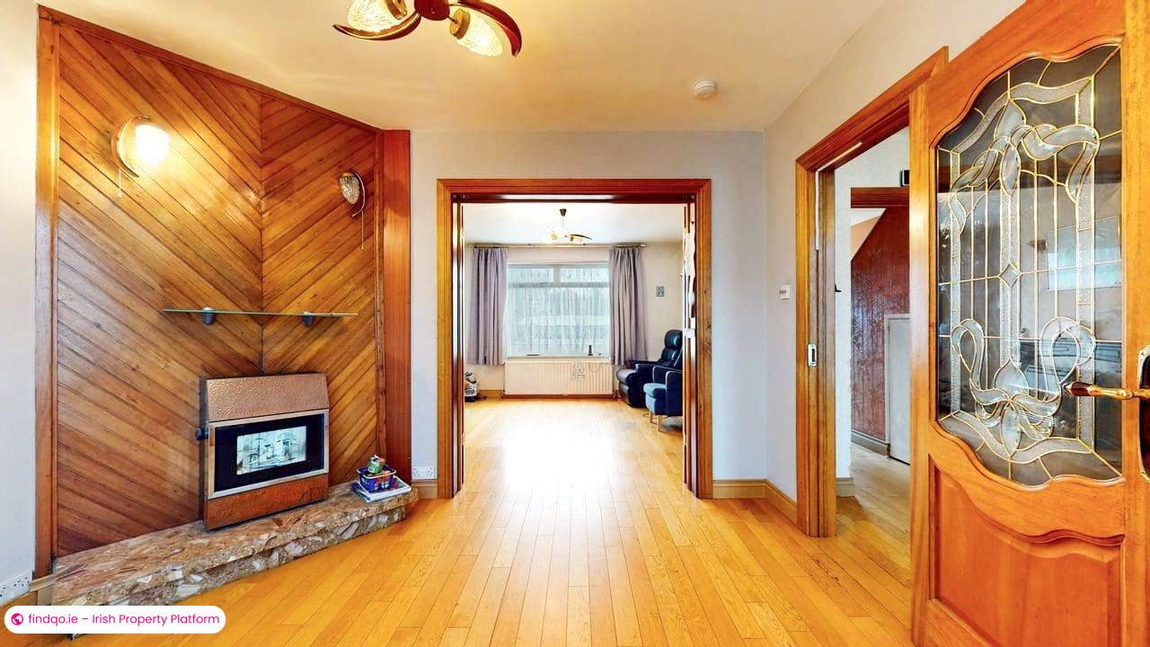 Semi-detached house for Sale in Beaumont, Dublin 9