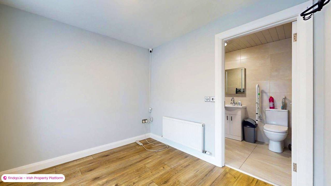 Semi-detached house for Sale in Beaumont, Dublin 9