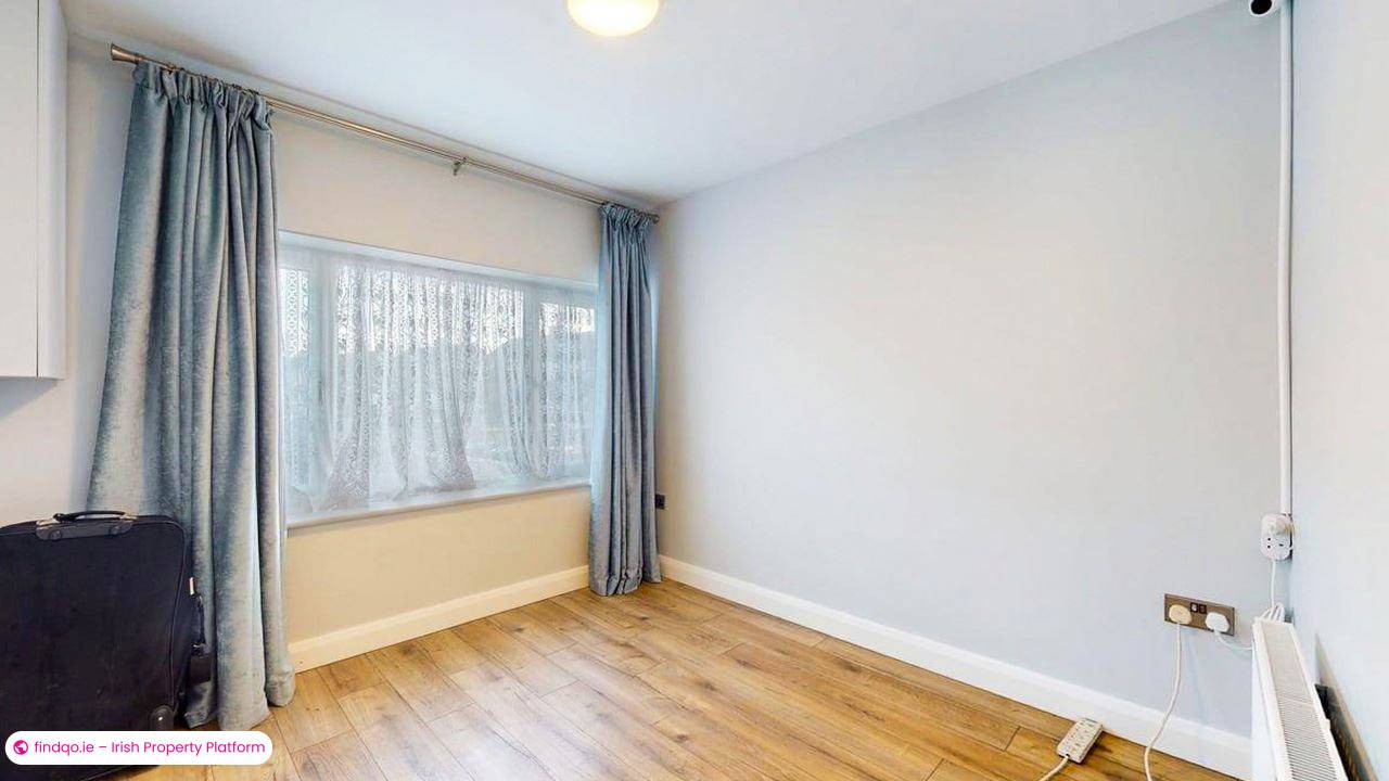 Semi-detached house for Sale in Beaumont, Dublin 9