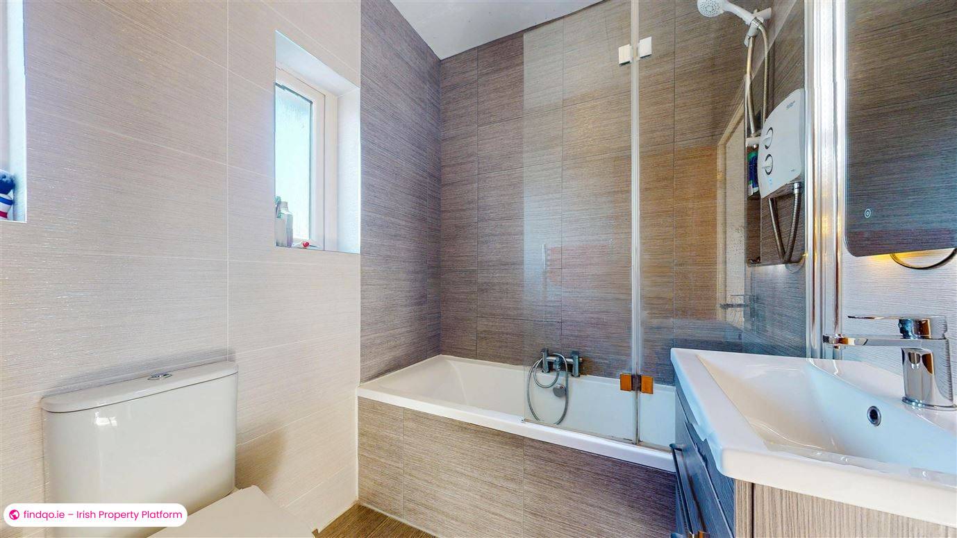 Semi-detached house for Sale in Kimmage, Dublin 12