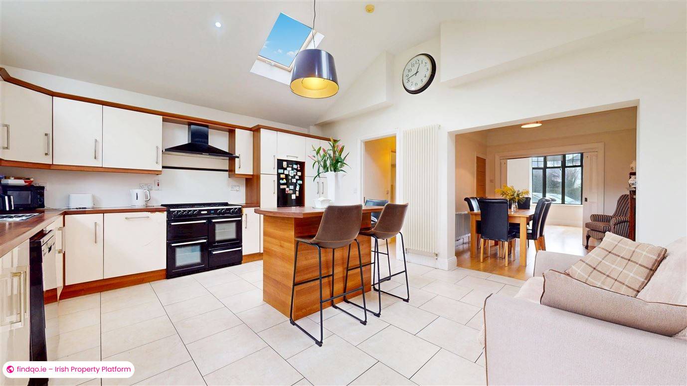 Semi-detached house for Sale in Kimmage, Dublin 12
