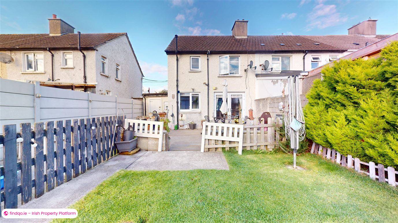 Semi-detached house for Sale in Ballyfermot, Dublin 10