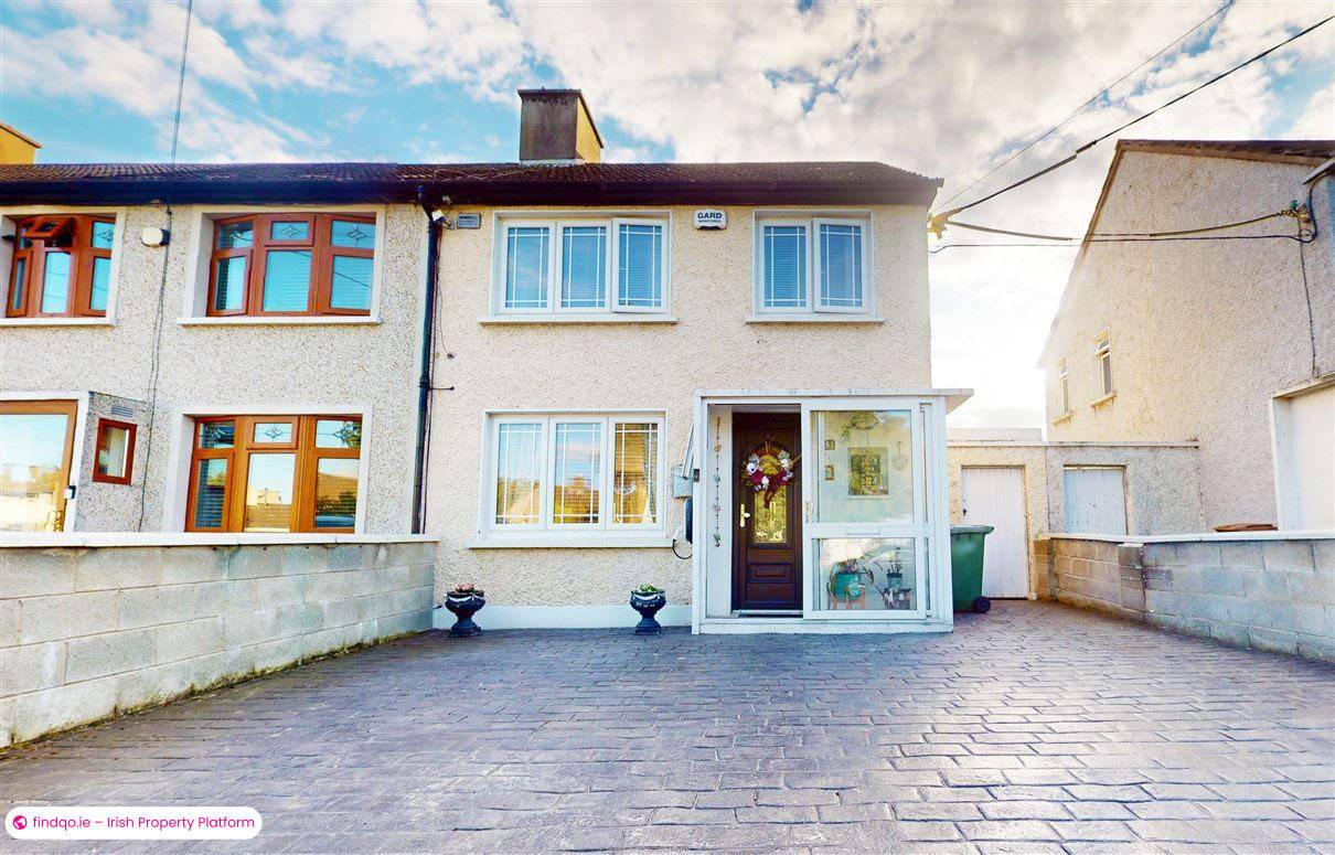 Semi-detached house for Sale in Ballyfermot, Dublin 10