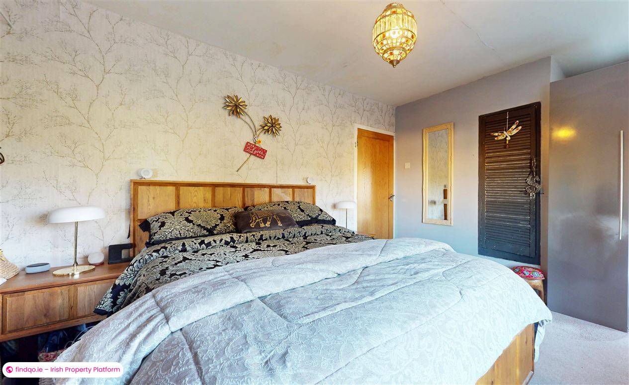 Semi-detached house for Sale in Ballyfermot, Dublin 10