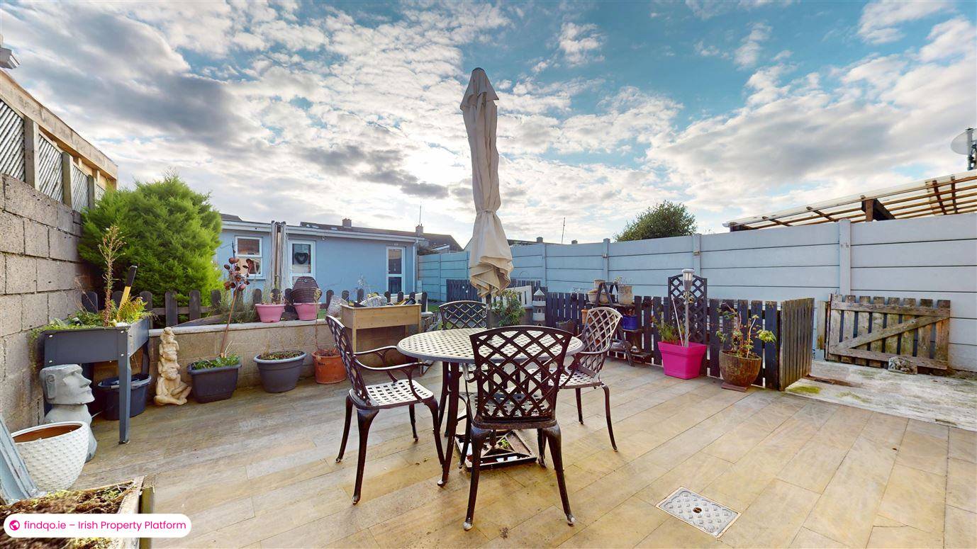 Semi-detached house for Sale in Ballyfermot, Dublin 10